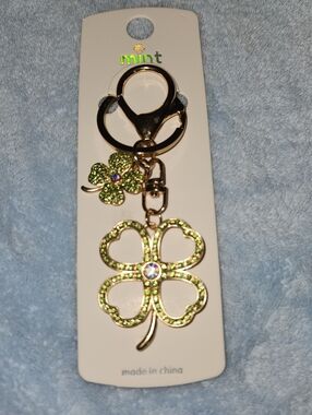 Glittering Crystal Four Leaf Clover Bag Charm / Keychain